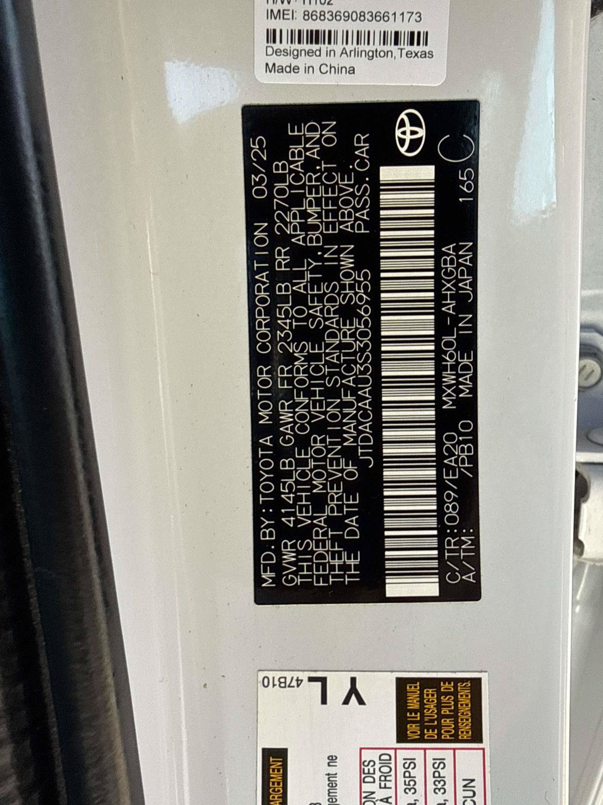 Used 2025 Toyota Prius XLE FWD image 27