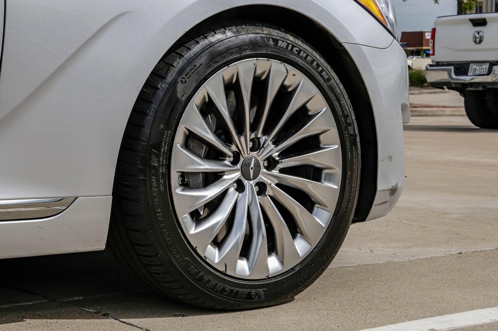 Used 2019 Genesis G90 5.0 Ultimate RWD image 63