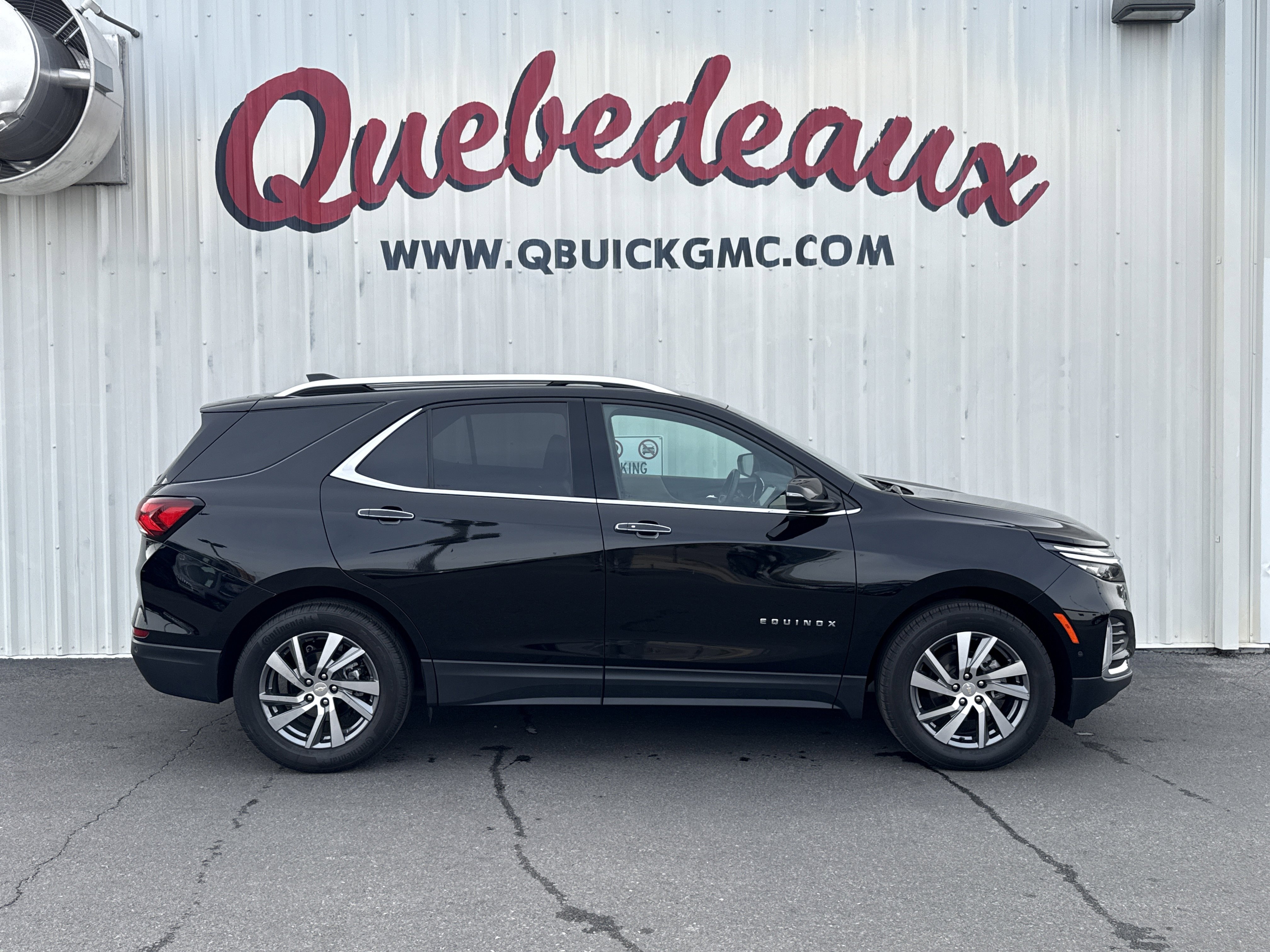 Used 2023 Chevrolet Equinox Premier image 33