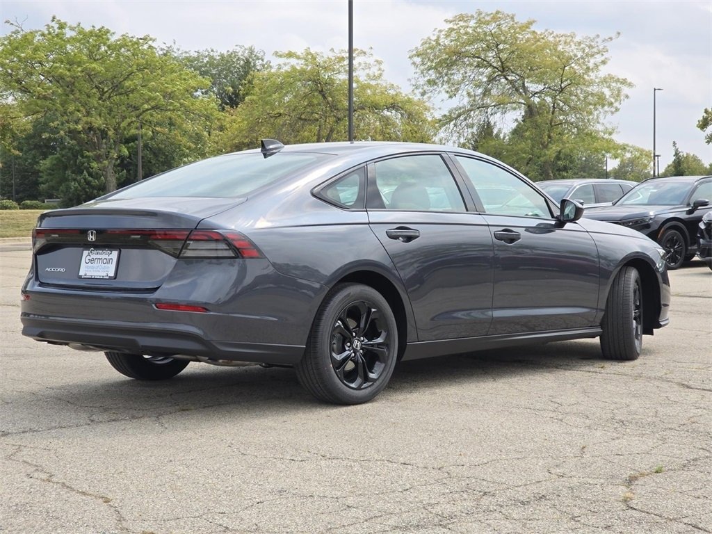 New 2025 Honda Accord SE image 17