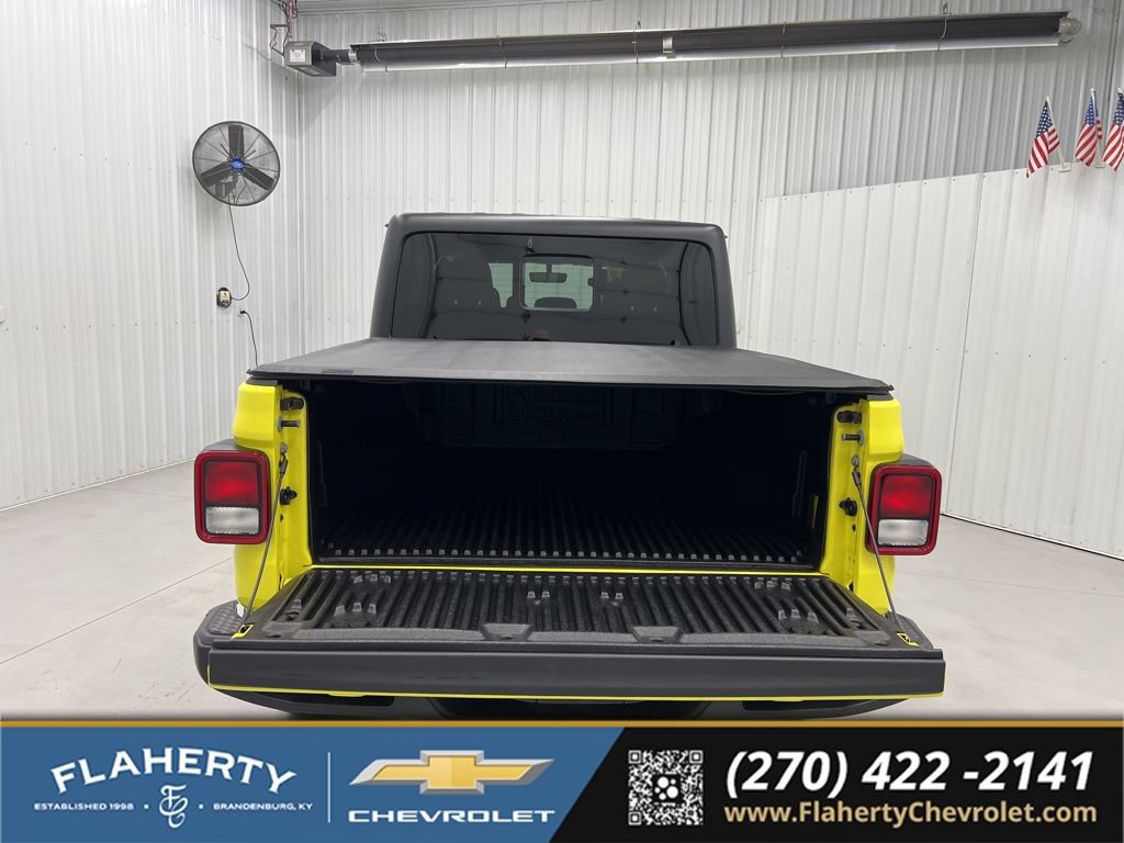 Used 2023 Jeep Gladiator Sport AWD/4WD image 20