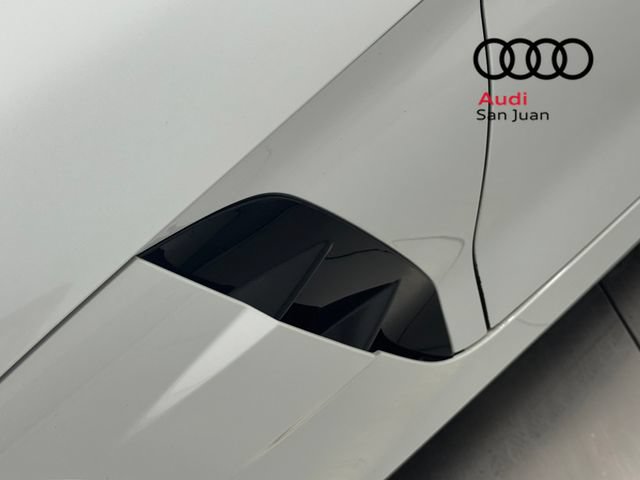 Used 2025 BMW Z4 M40i w/ Premium Package RWD image 8