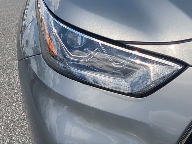 New 2026 Toyota Highlander Platinum AWD/4WD image 10