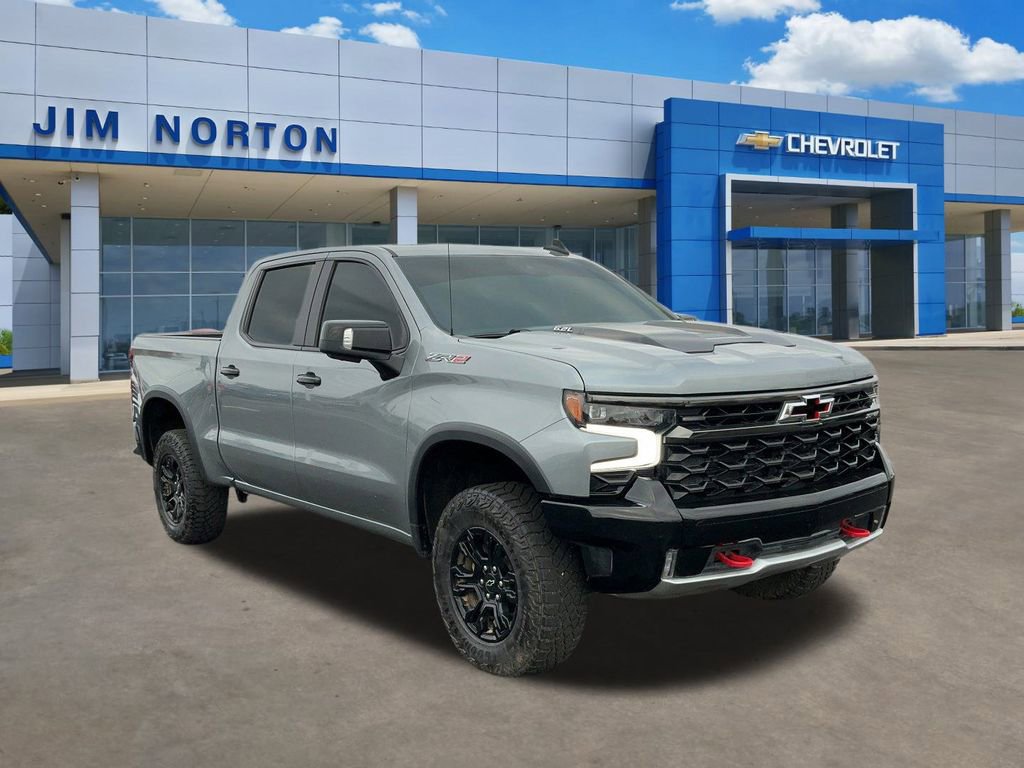 Used 2023 Chevrolet Silverado 1500 ZR2 w/ Technology Package image 1