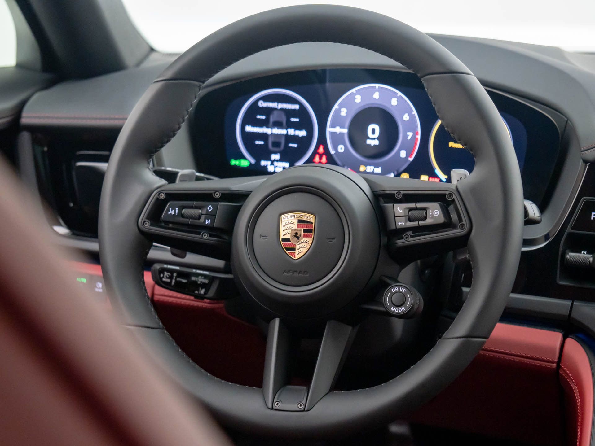 New 2025 Porsche Panamera 4 image 11