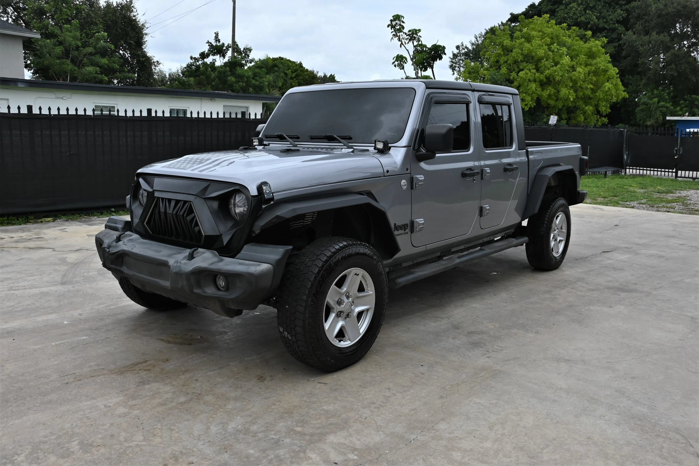 Used 2020 Jeep Gladiator Sport w/ Quick Order Package 24S AWD/4WD image 1