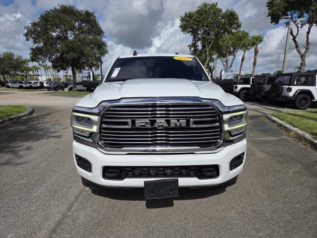 Used 2023 RAM 2500 Laramie AWD/4WD image 3
