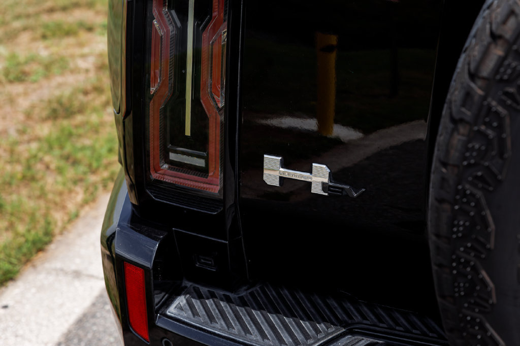 Used 2025 GMC Hummer EV 2X AWD/4WD image 46