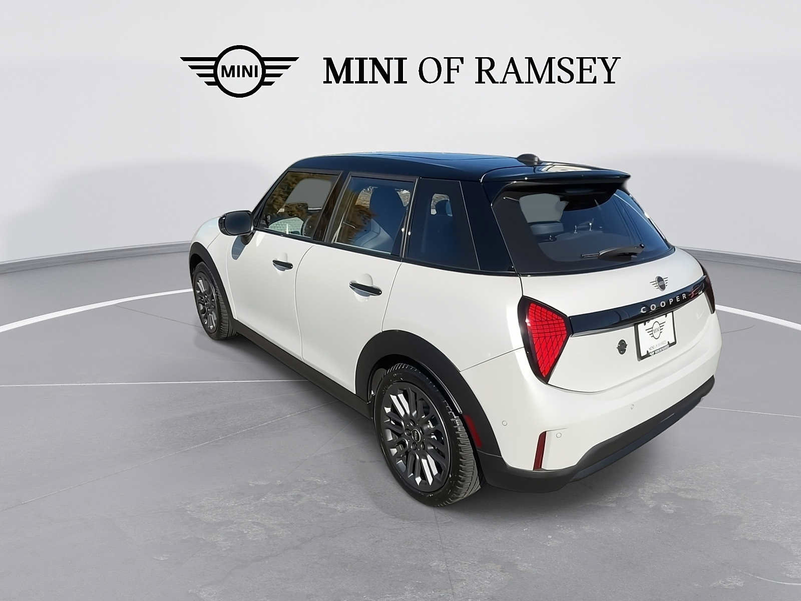 Used 2026 MINI Cooper S FWD image 6