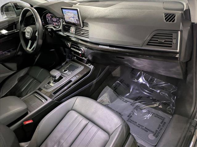 Used 2020 Audi Q5 e Premium Plus w/ Premium Plus Package image 21