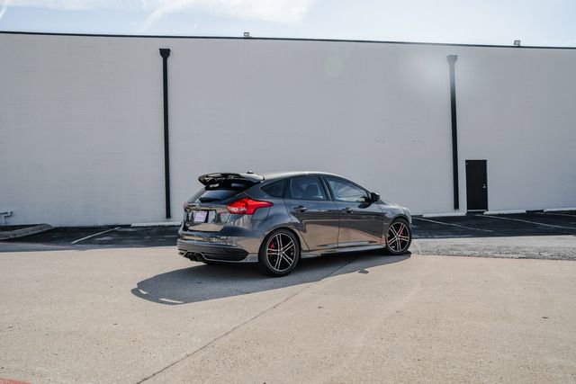 Used 2015 Ford Focus ST image 19