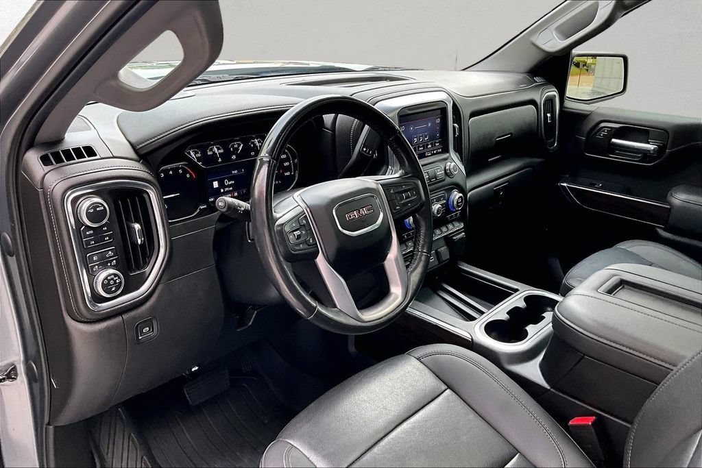 Used 2022 GMC Sierra 1500 SLT w/ SLT Premium Plus Package AWD/4WD image 17