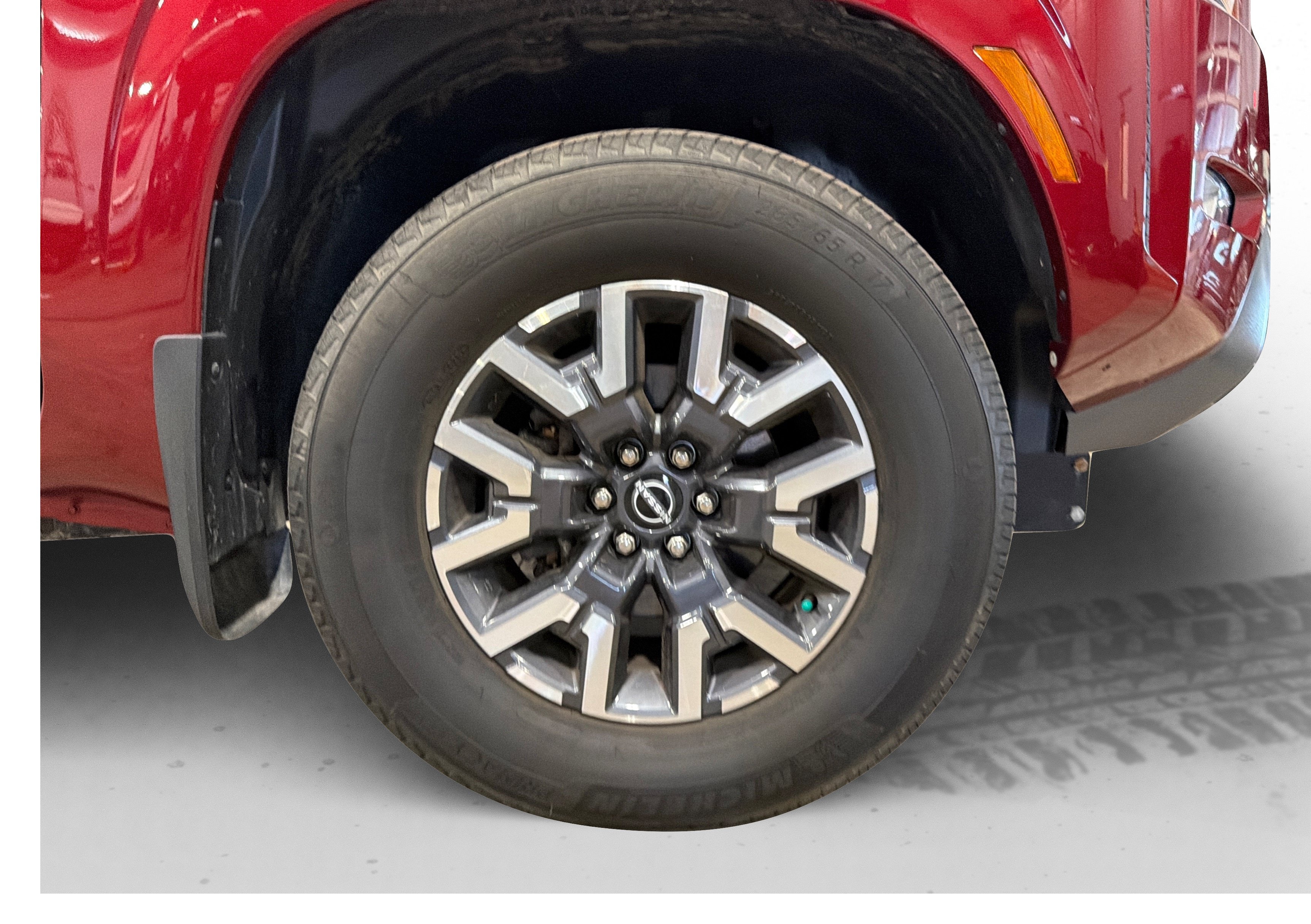 Used 2022 Nissan Frontier SV AWD/4WD image 50
