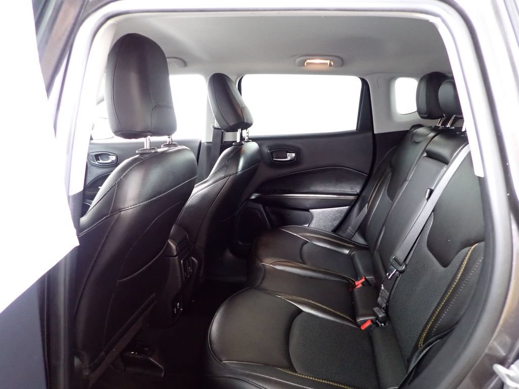 Used 2020 Jeep Compass Limited AWD/4WD image 35