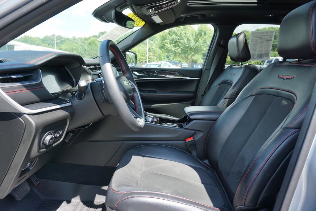 Used 2022 Jeep Grand Cherokee Trailhawk AWD/4WD image 9