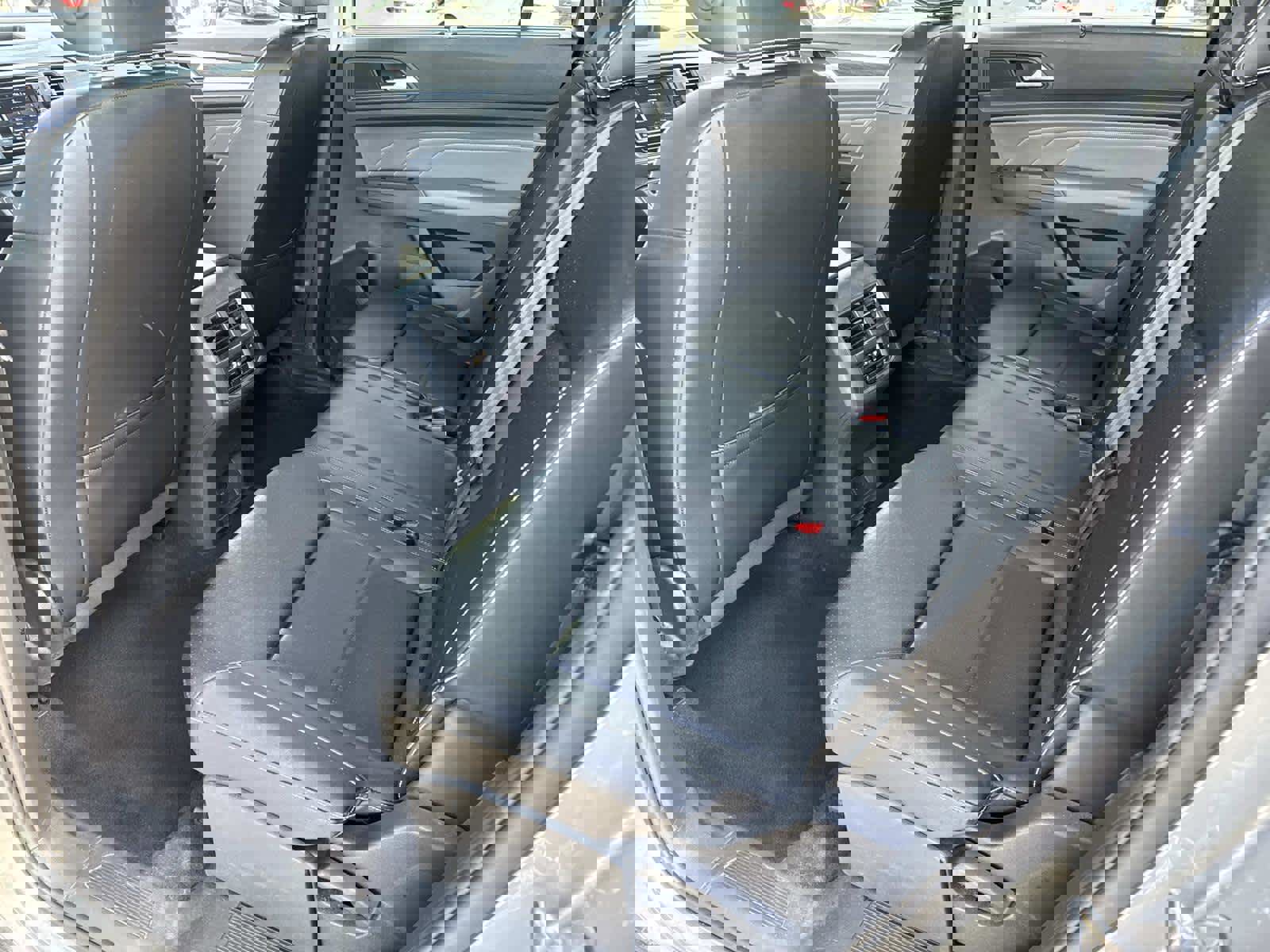 Used 2023 Volkswagen Atlas SE image 19