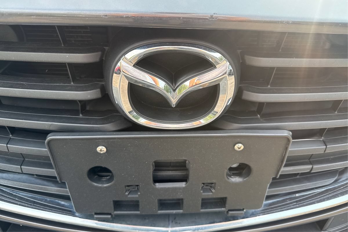 Used 2018 MAZDA MAZDA3 Sport FWD image 23