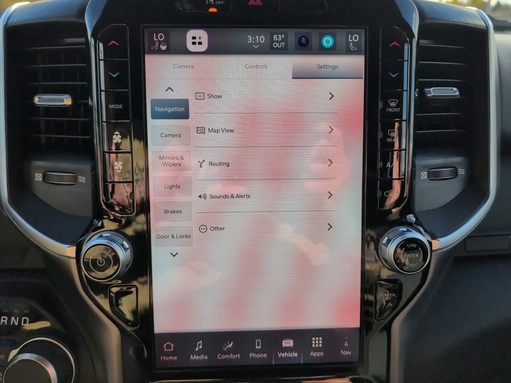 New 2026 RAM 1500 4x4 Crew Cab image 49