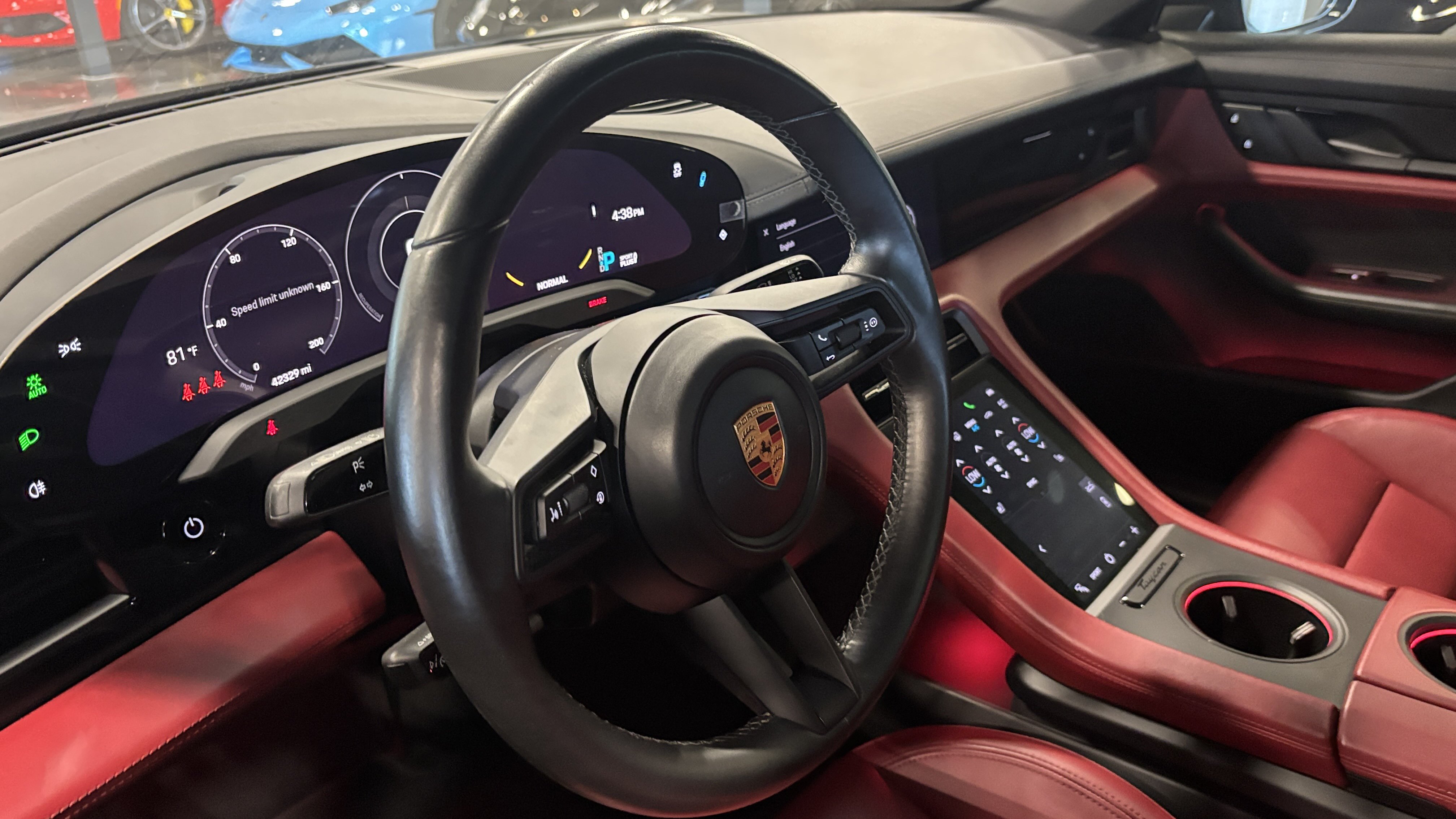 Used 2022 Porsche Taycan RWD image 6