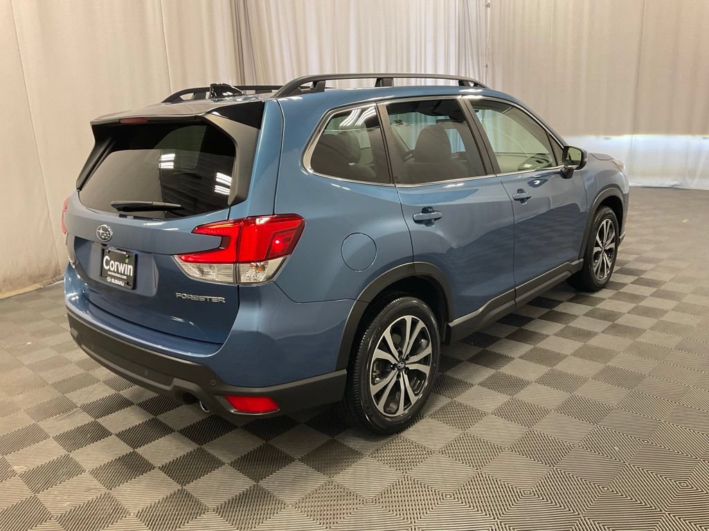 Used 2024 Subaru Forester Limited AWD/4WD image 2