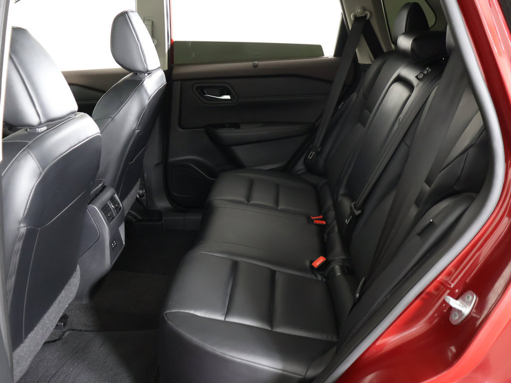 Used 2023 Nissan Rogue SV w/ SV Premium B Package FWD image 36