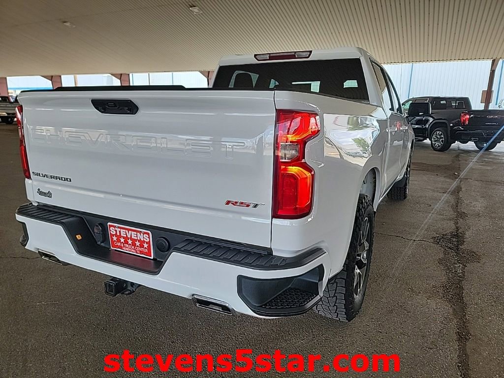 Used 2023 Chevrolet Silverado 1500 RST w/ Z71 Off-Road Package AWD/4WD image 8