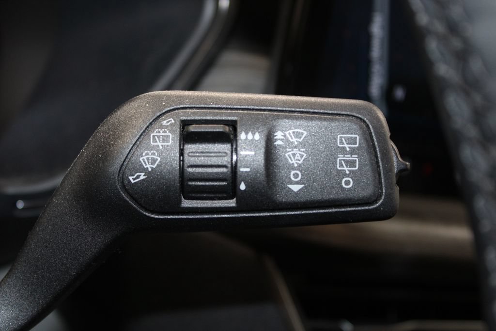 Used 2023 Ford Escape Platinum AWD/4WD image 26
