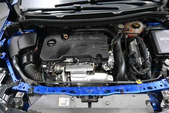 Used 2018 Chevrolet Cruze Premier FWD image 28