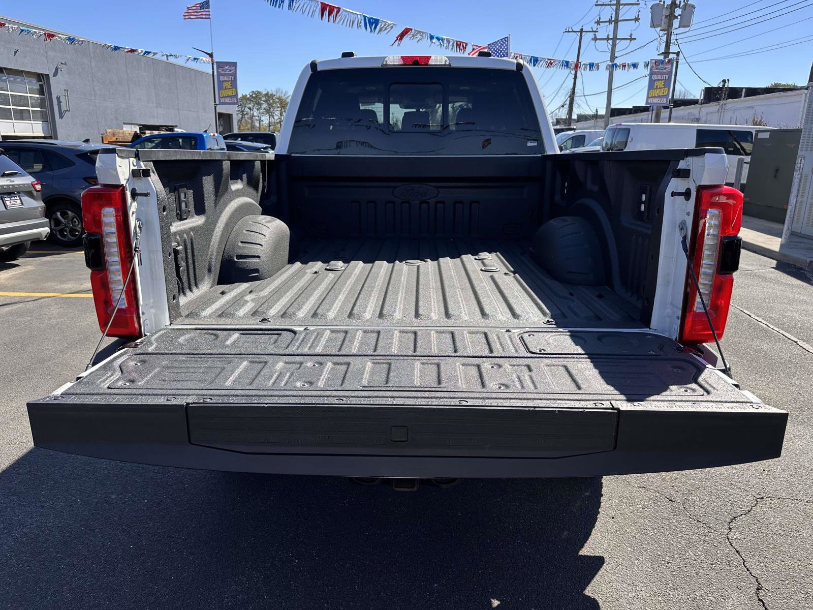 Used 2023 Ford F350 Lariat w/ Lariat Ultimate Package image 8