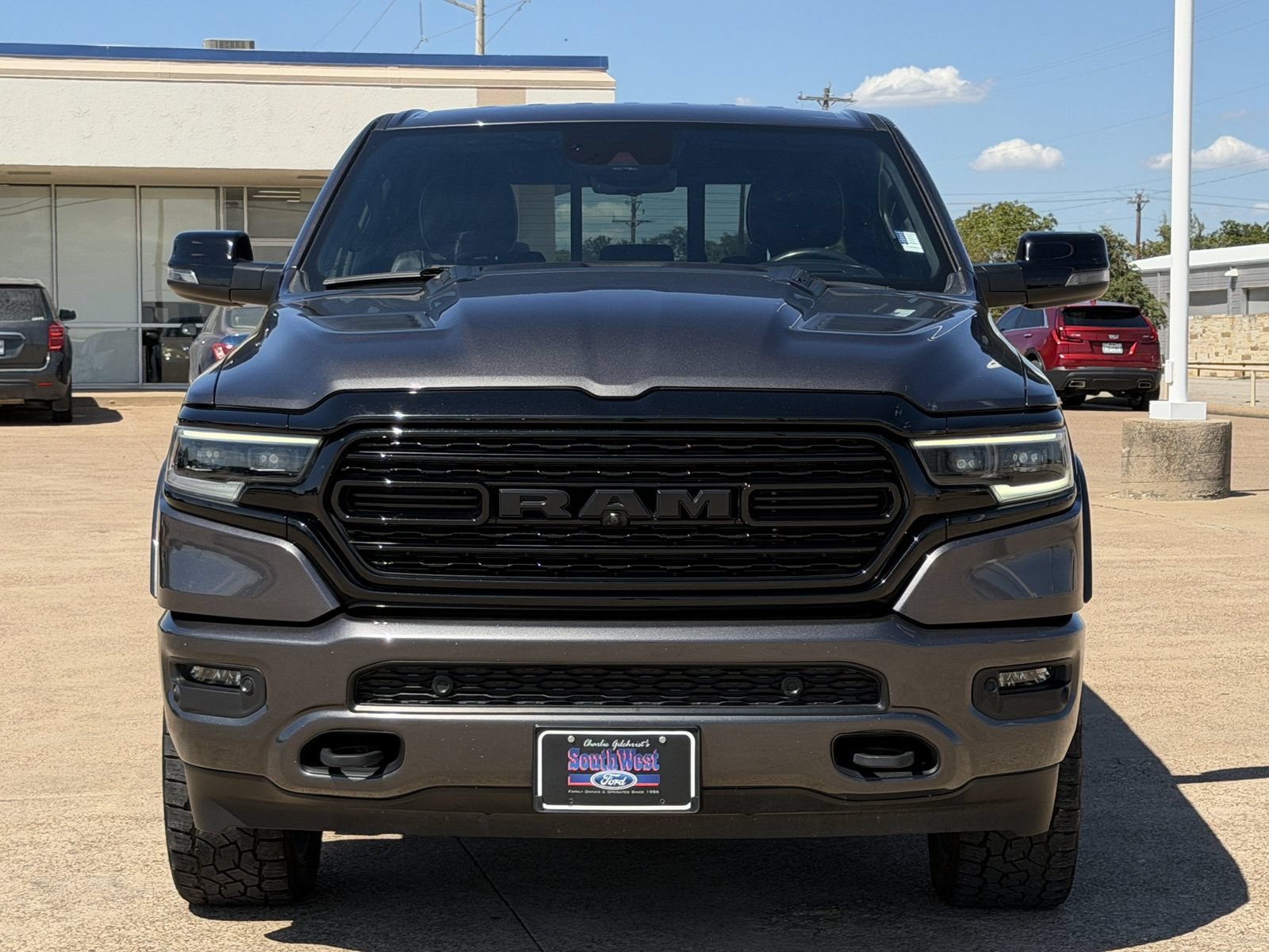 Used 2024 RAM 1500 Limited AWD/4WD image 9