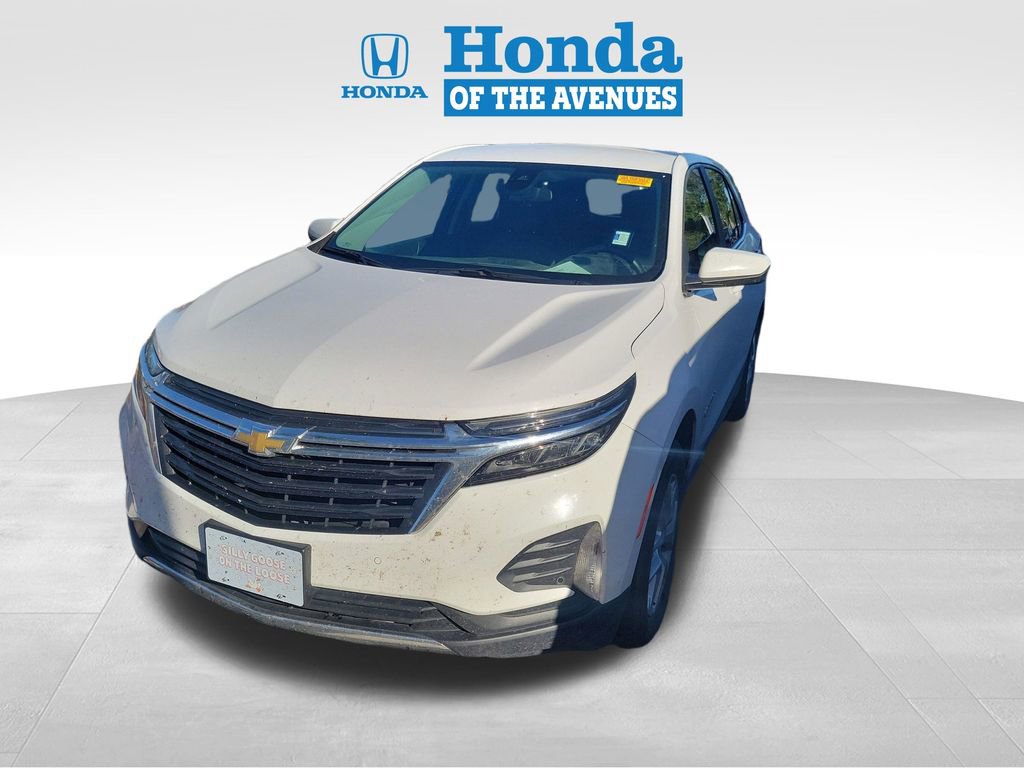 Used 2024 Chevrolet Equinox LT AWD/4WD image 3