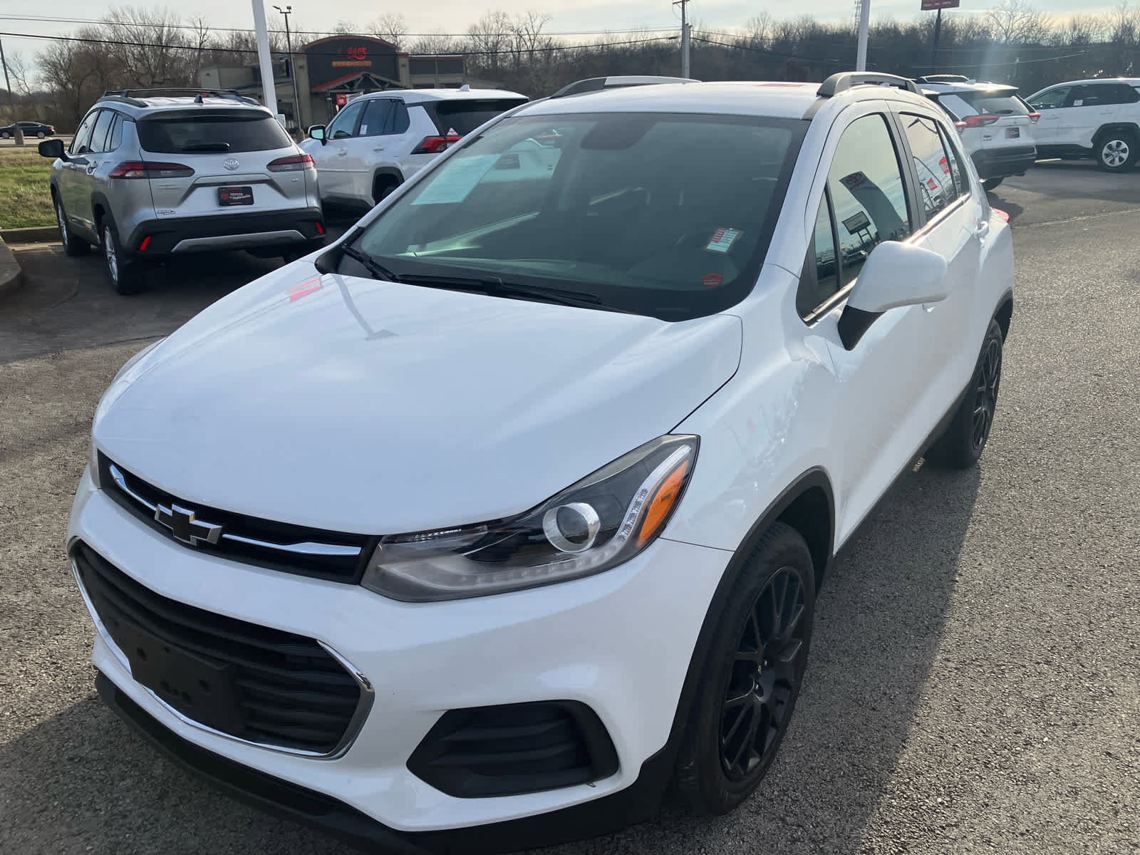 Used 2022 Chevrolet Trax LT w/ Driver Confidence Package image 3