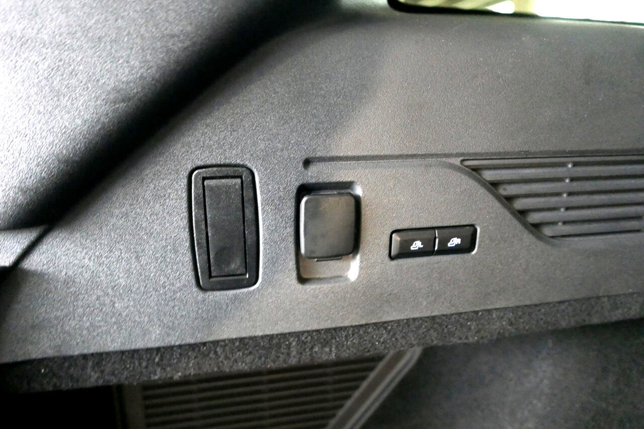 Used 2024 Lincoln Nautilus Reserve image 31