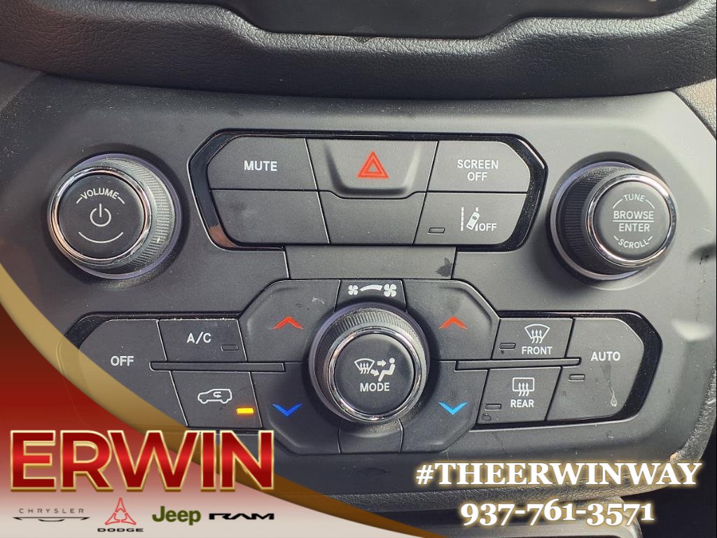 Certified 2022 Jeep Renegade Altitude w/ Convenience Group image 20