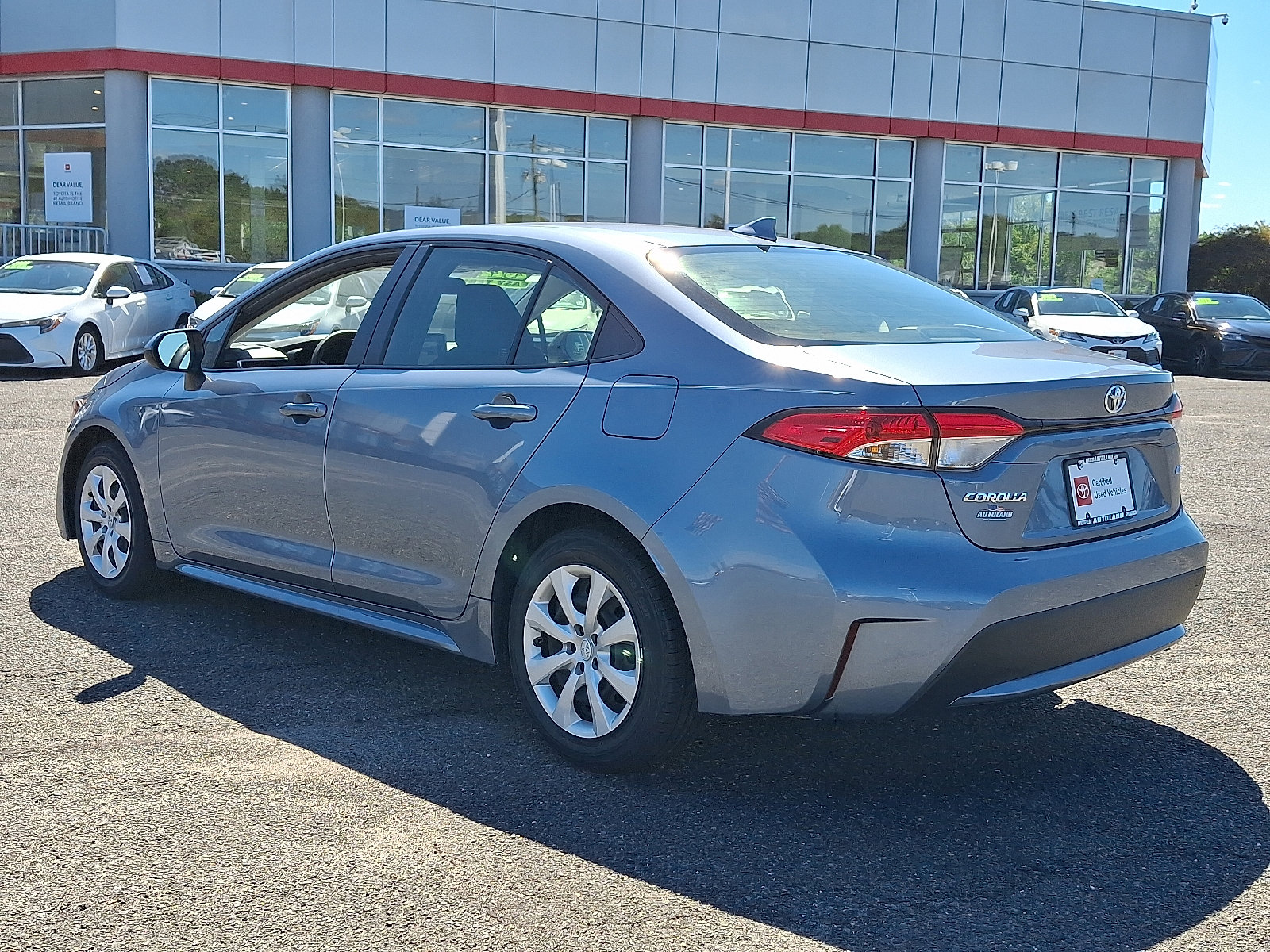 Certified 2022 Toyota Corolla LE image 5