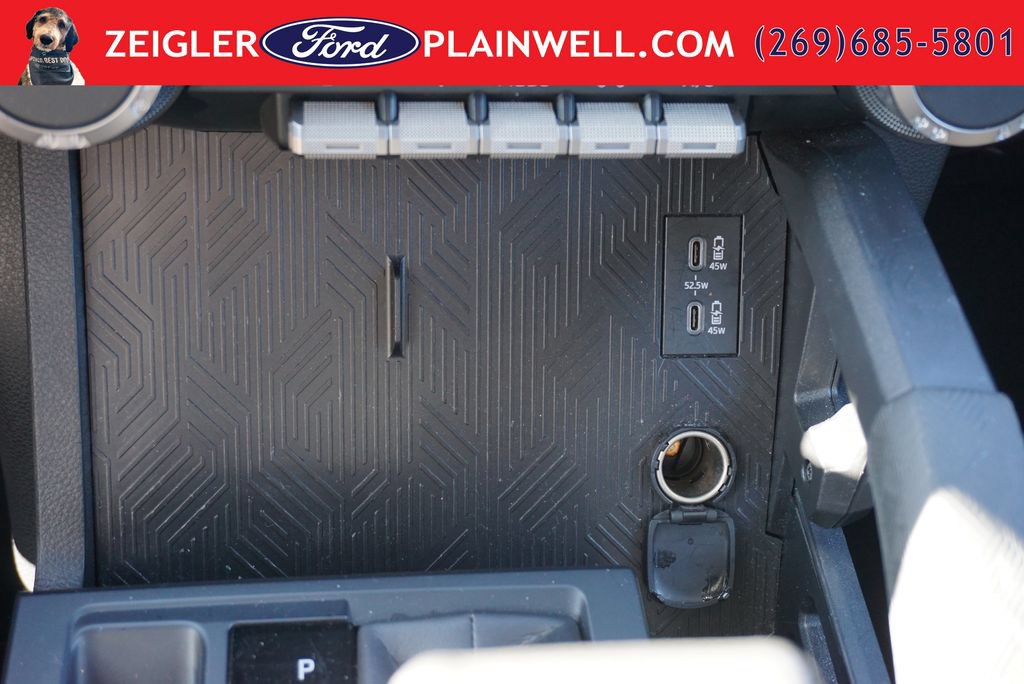 Used 2025 Toyota Tacoma TRD Off-Road AWD/4WD image 21
