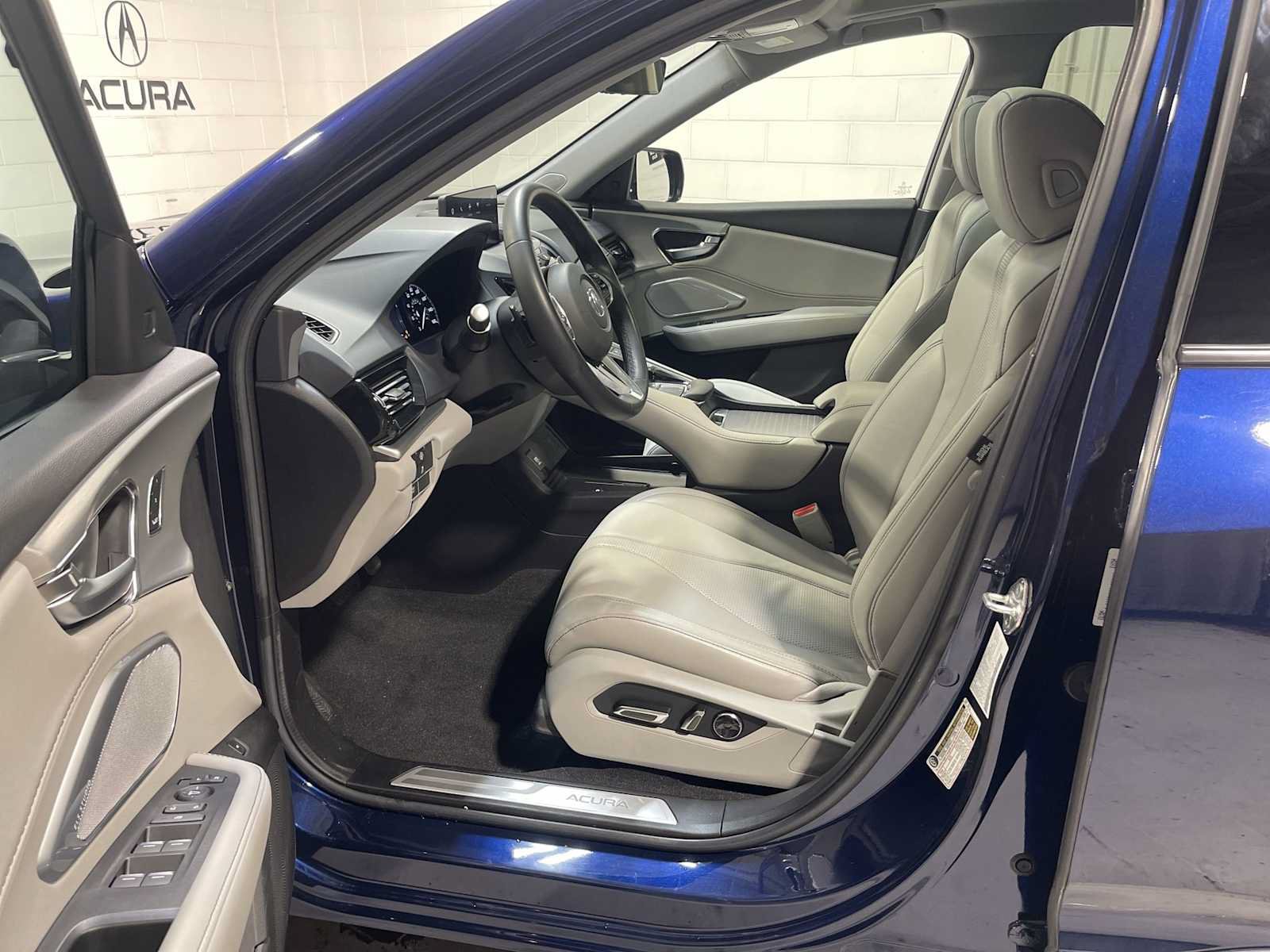 Certified 2024 Acura RDX w/ Technology Package AWD/4WD image 2