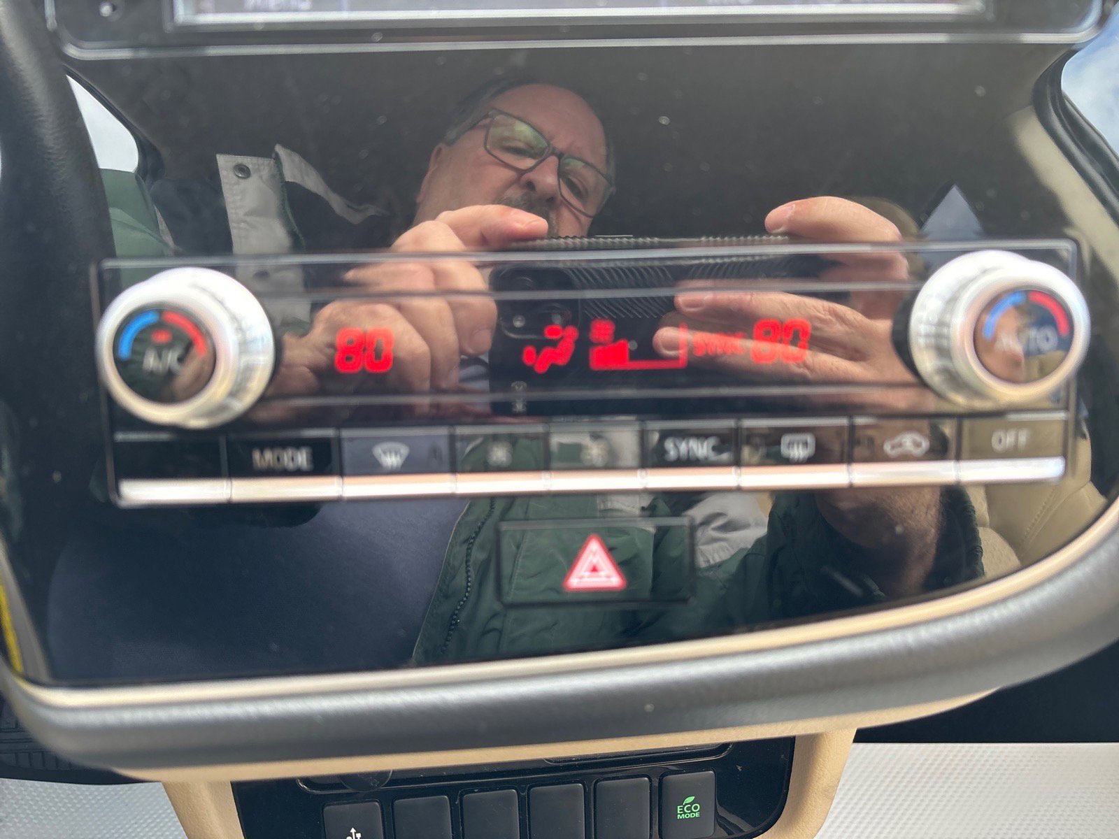 Used 2020 Mitsubishi Outlander ES image 27