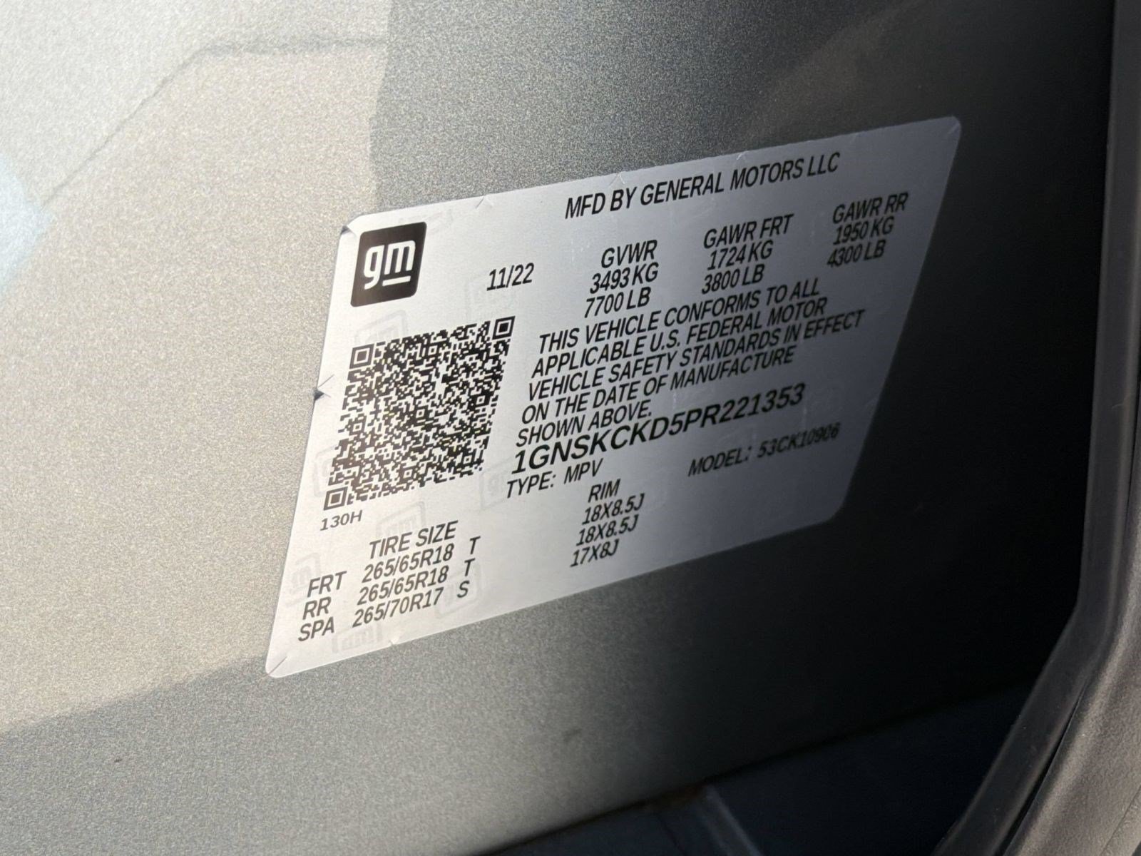 Used 2023 Chevrolet Suburban LT w/ Luxury Package AWD/4WD image 19