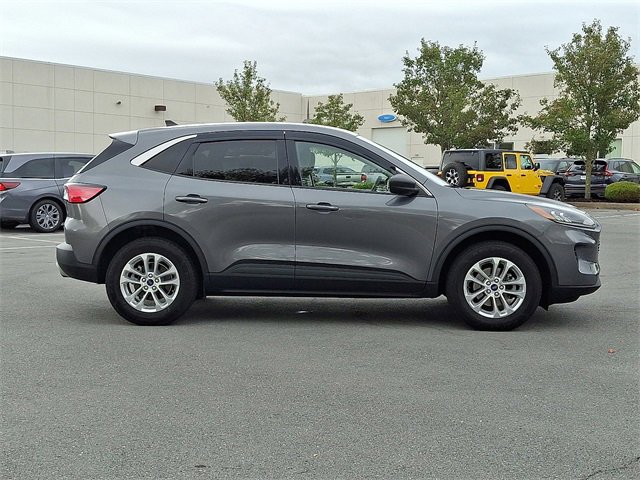 Used 2022 Ford Escape SE w/ Convenience Package image 9