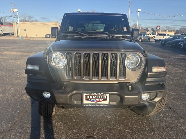Used 2019 Jeep Wrangler Sport image 2