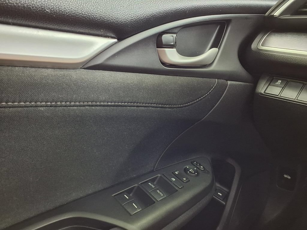Used 2018 Honda Civic EX-T image 18