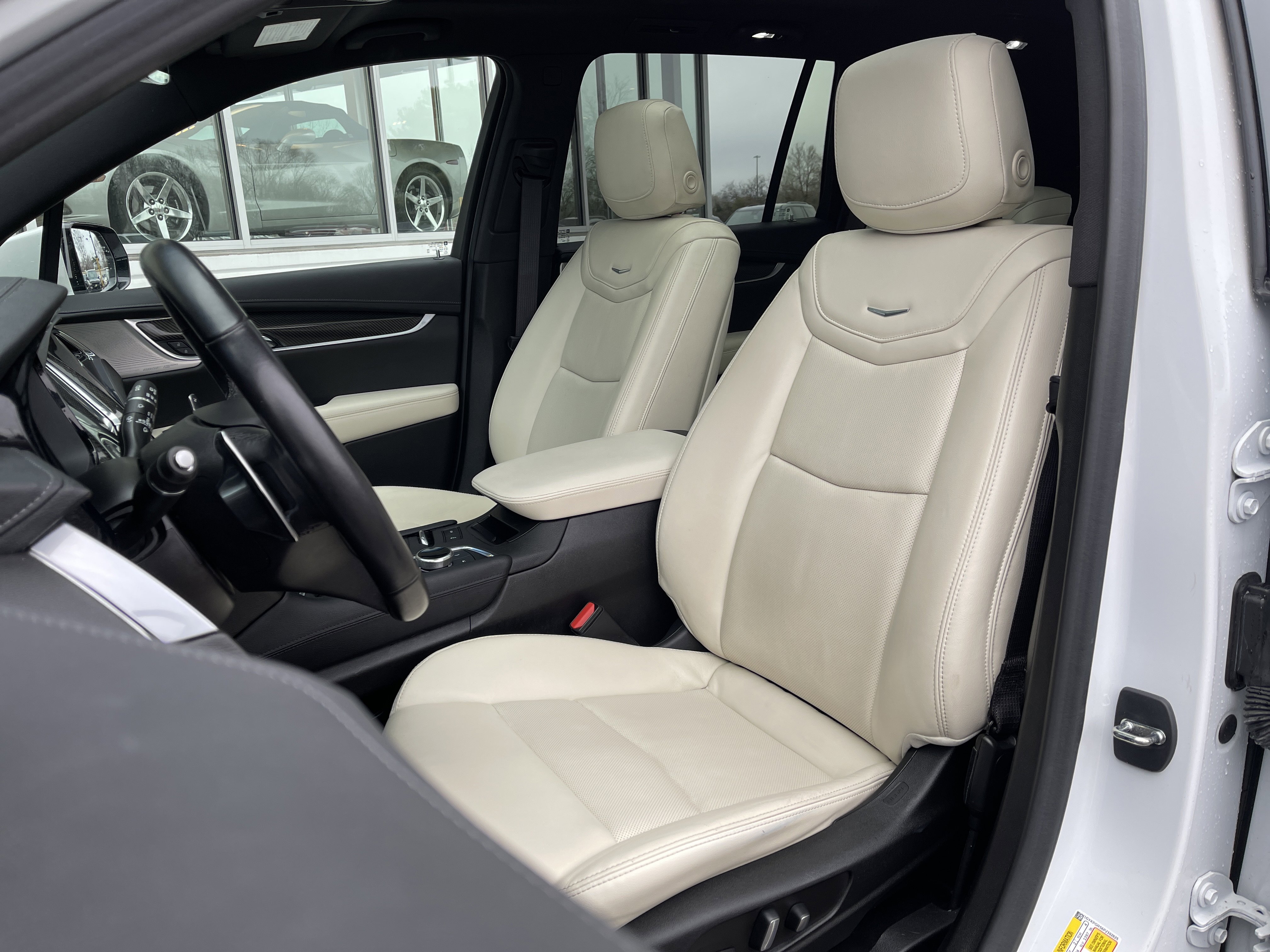 Used 2023 Cadillac XT6 Sport image 18