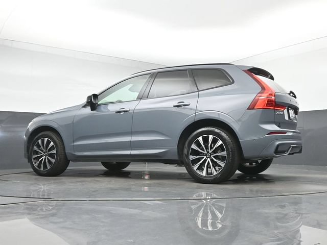 Used 2024 Volvo XC60 B5 Plus w/ Protection Package Premier AWD/4WD image 38
