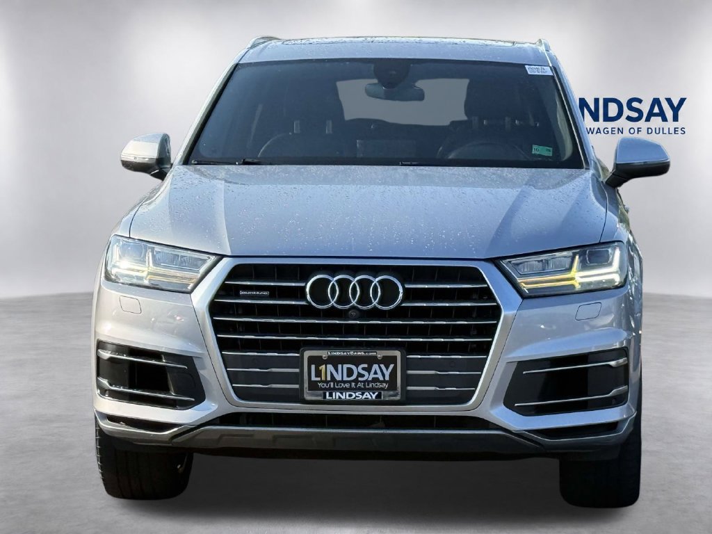 Used 2017 Audi Q7 3.0T Premium Plus w/ Premium Plus Package AWD/4WD image 2