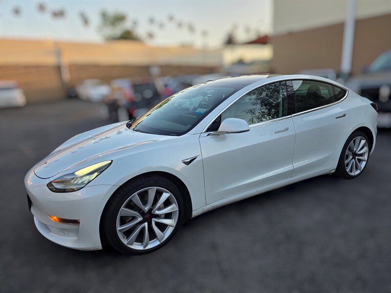 Used 2019 Tesla Model 3 Long Range image 3