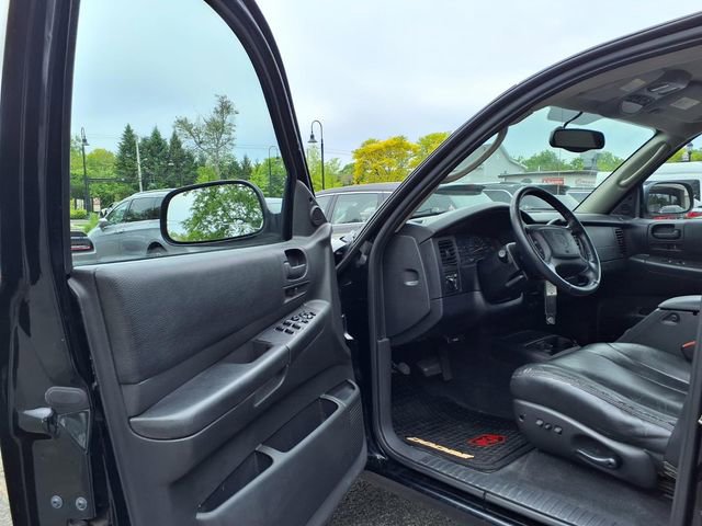 Used 2004 Dodge Dakota SLT w/ Leather Interior Group AWD/4WD image 16