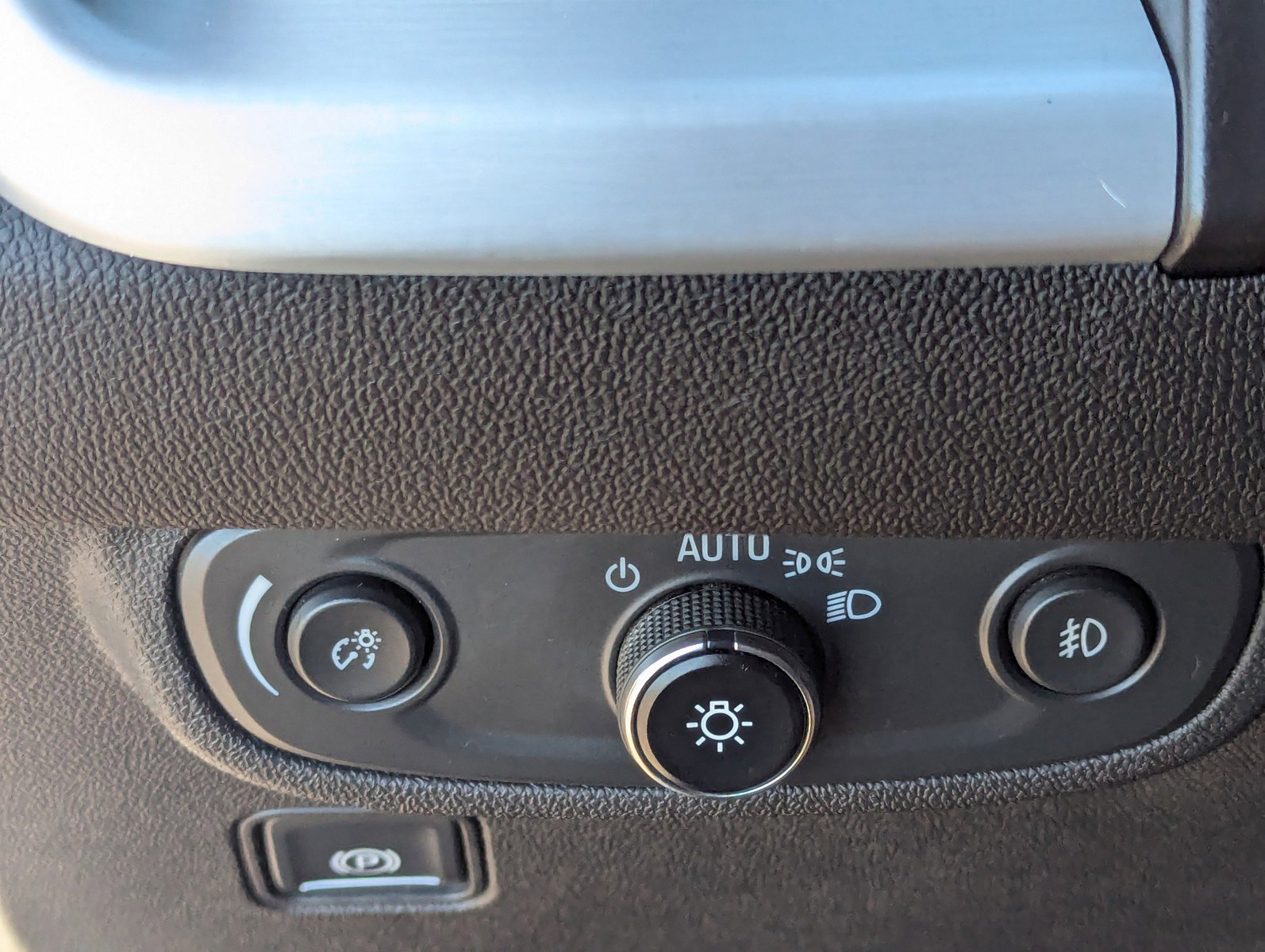 Certified 2024 GMC Terrain SLT image 31