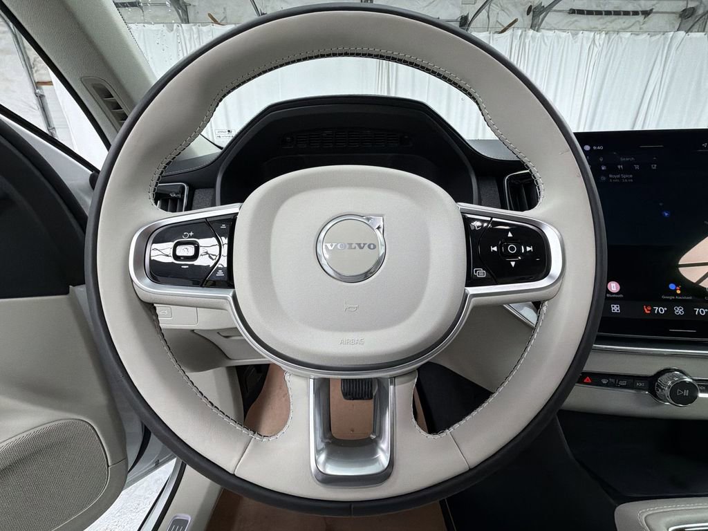 New 2026 Volvo XC90 B6 Ultra w/ Protection Package image 23