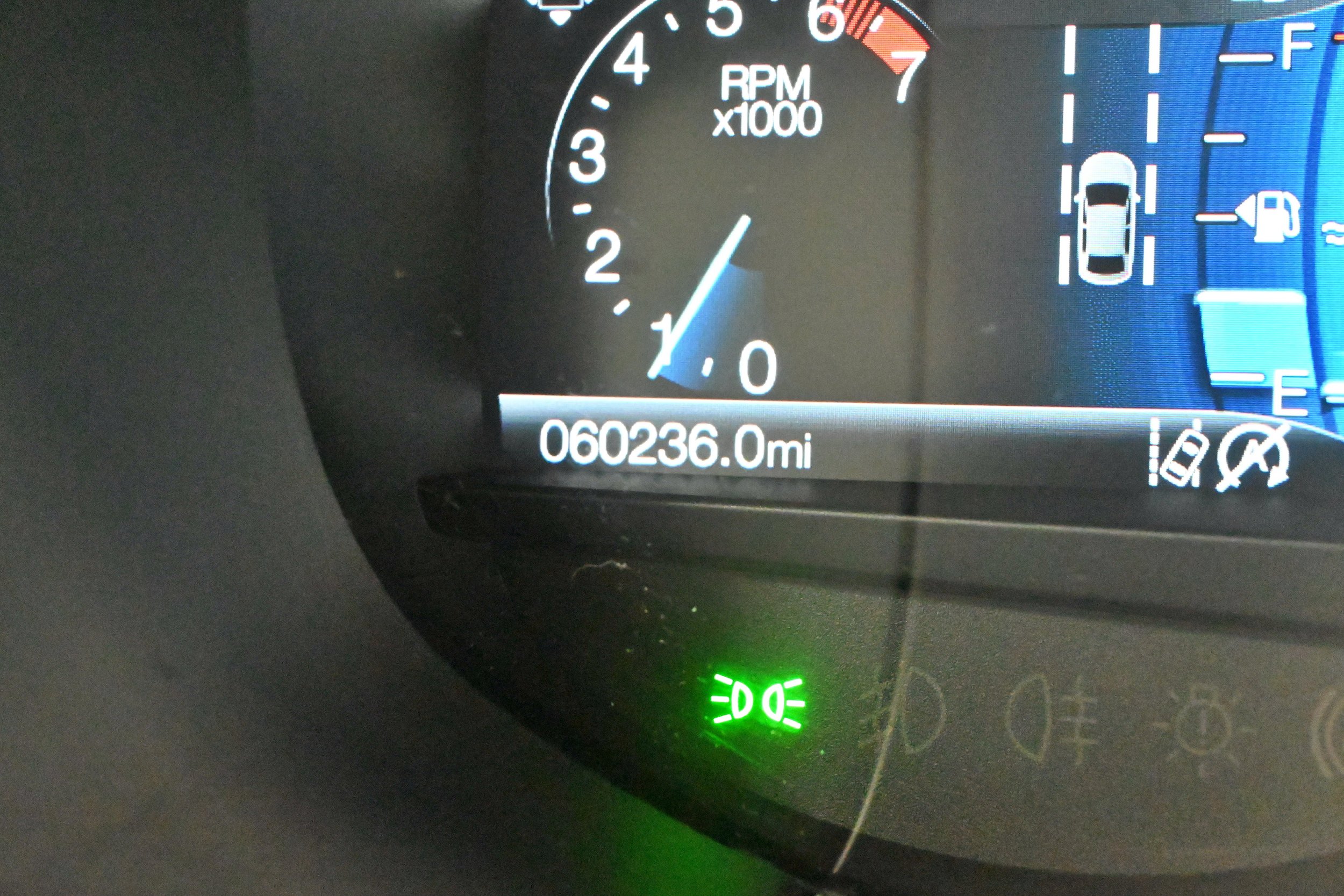 Used 2020 Ford Edge SEL w/ Cold Weather Package AWD/4WD image 10
